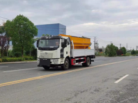 解放除雪车